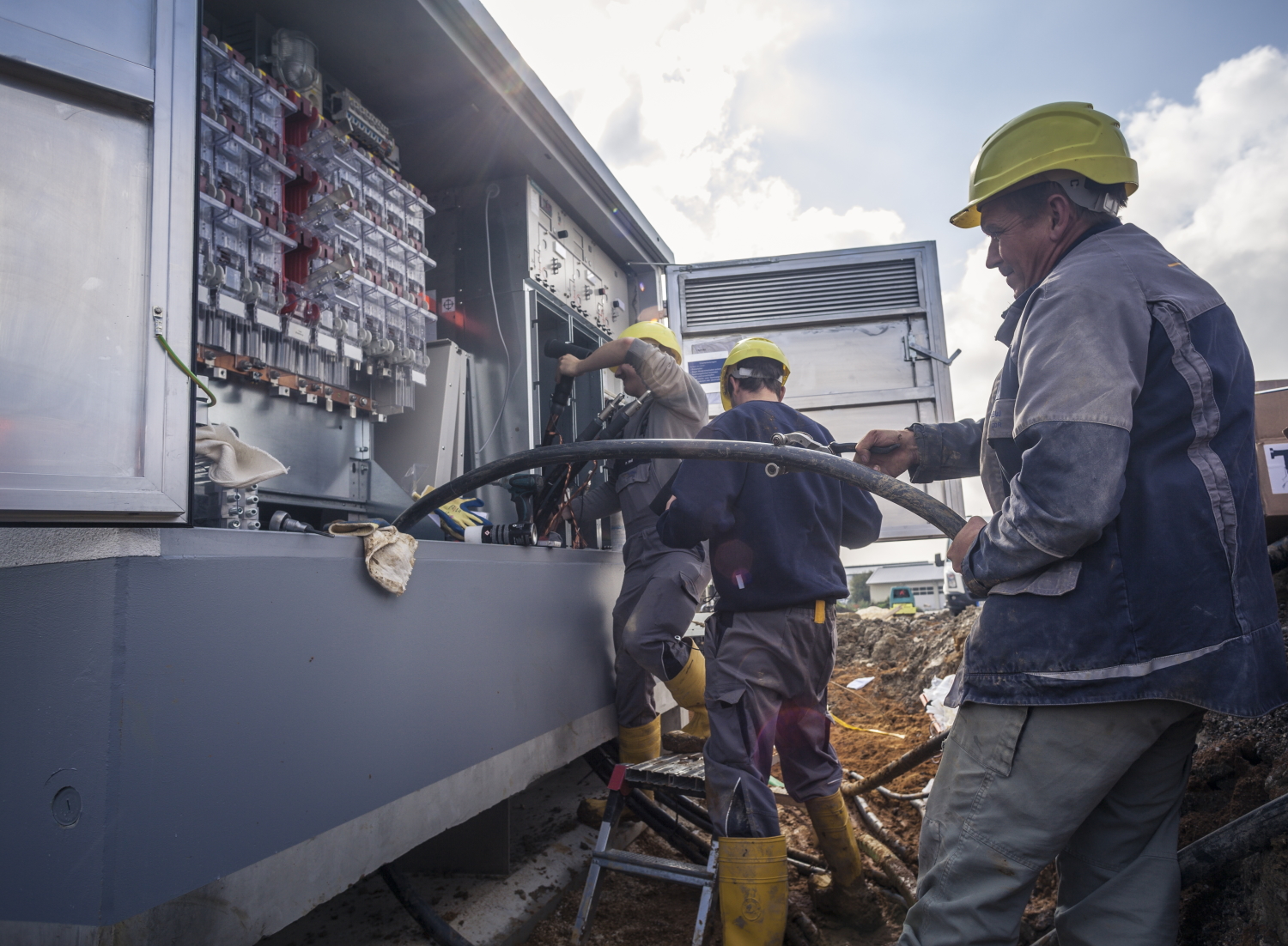 Arbeiten am Stromverteilerkasten